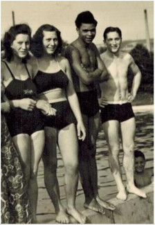 Heinz Kerz im Schwimmbad 1930er Jahre